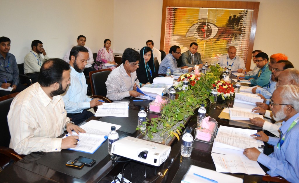 A partial view of the 6th Syndicate Meeting of DIU
